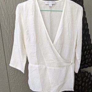Beautiful Amour Vert 100% white jacquard silk top, xs or s